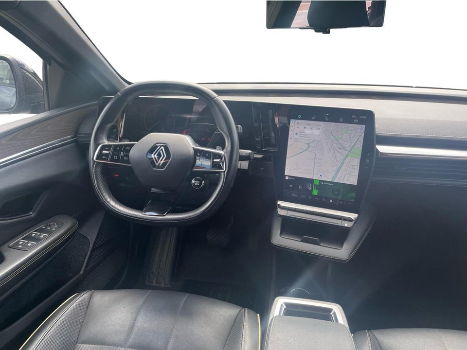 Renault Megane E-Tech 60 Iconic 5d