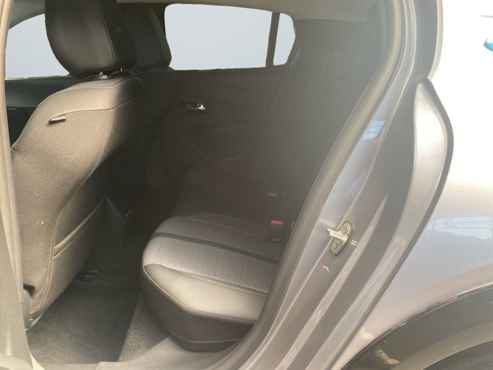 Peugeot e-208 50 Allure 5d