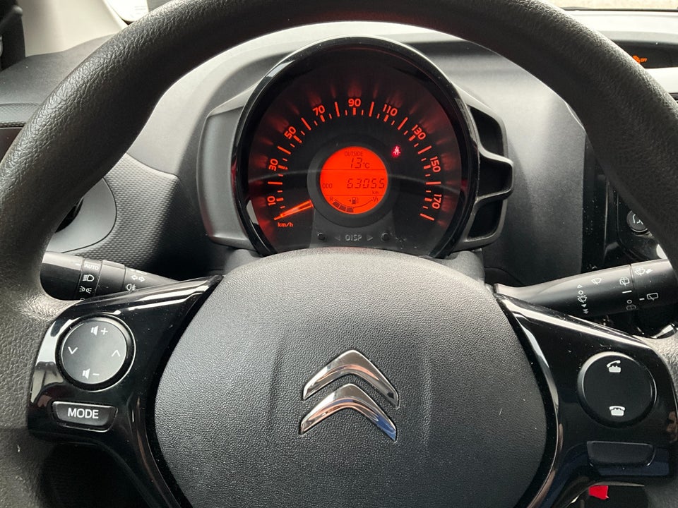 Citroën C1 1,0 VTi Shine 5d