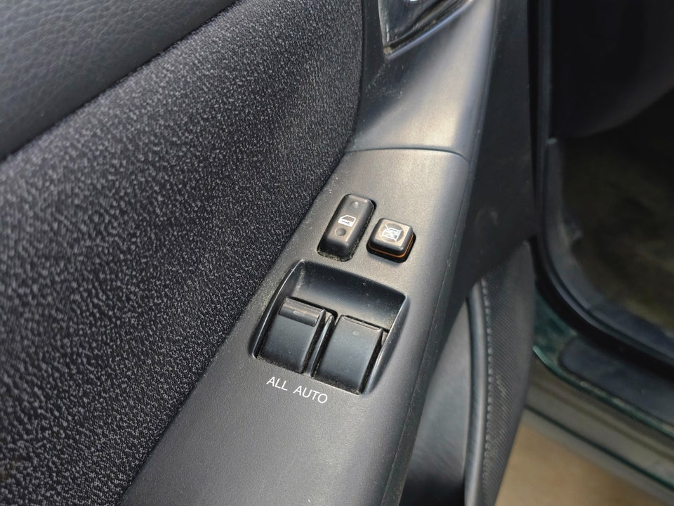 Toyota Corolla 1,6 Terra 5d