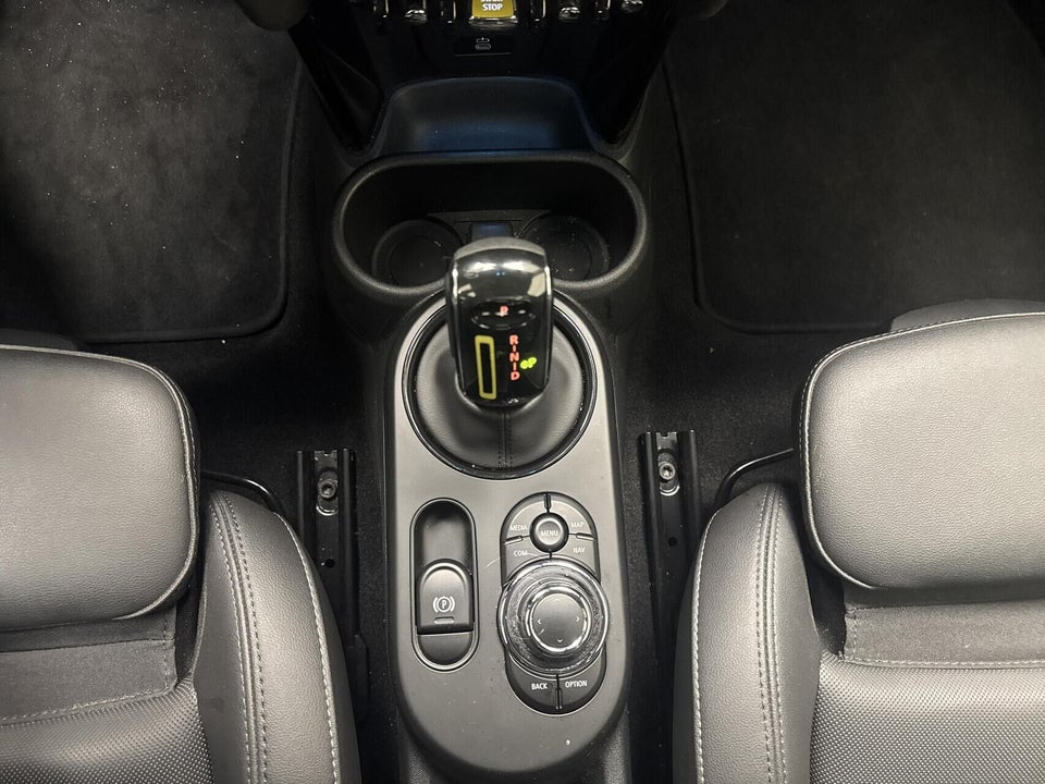 MINI Cooper SE Edition Premium Plus 3d