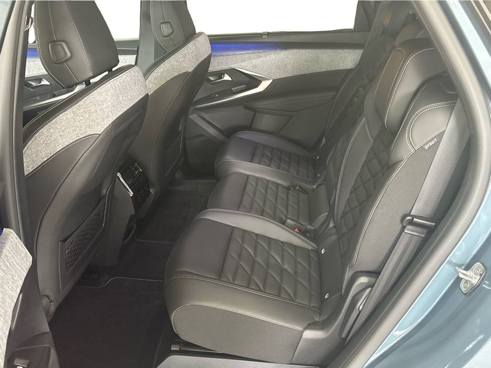 Peugeot e-5008 77 GT Pack 7prs 5d