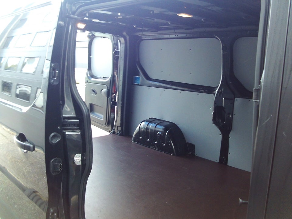 Renault Trafic 2,0 dCi 130 L2H1