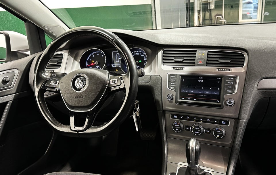 VW Golf VII 1,4 TSi 125 Comfortline Variant DSG 5d