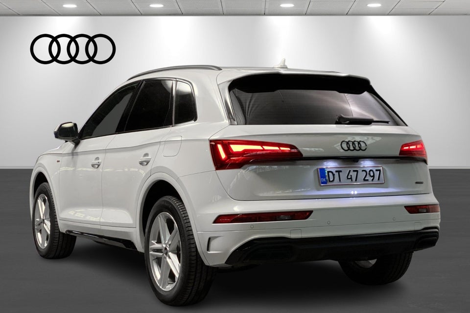 Audi Q5 50 TFSi e S-line quattro S-tr. 5d