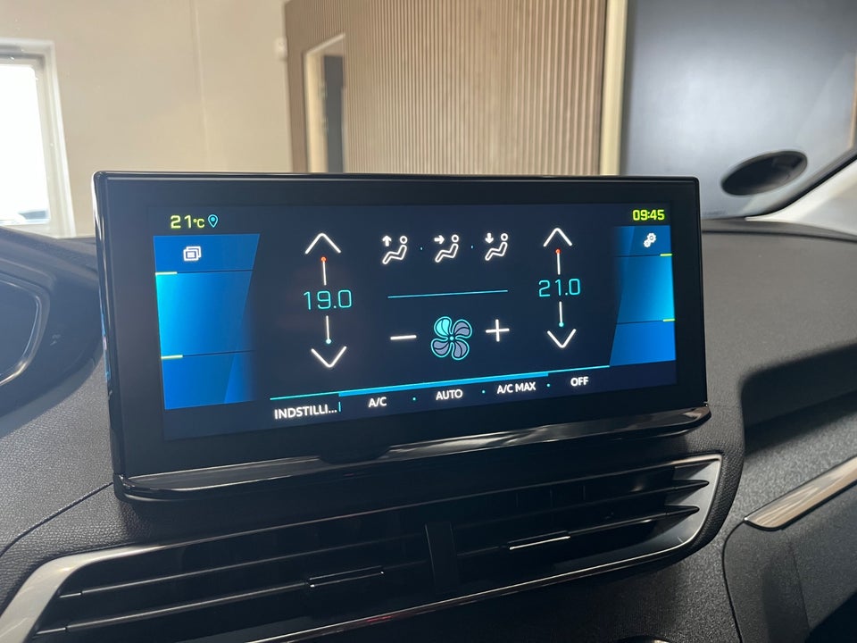 Peugeot 3008 1,6 Hybrid Allure EAT8 5d
