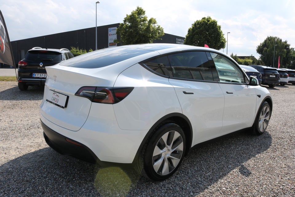 Tesla Model Y RWD 5d