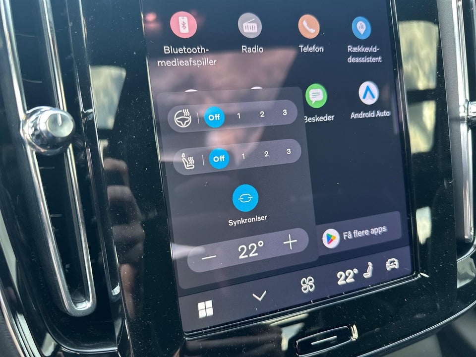 Volvo EX40 Extended Range Black Edition 5d