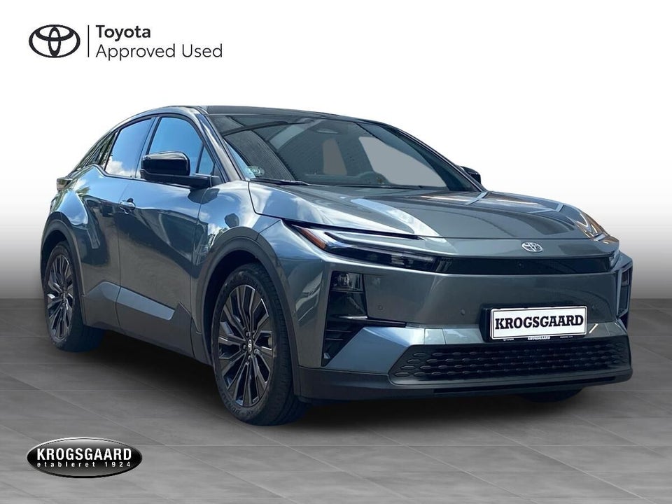 Toyota C-HR+ 77 Executive AWD 5d