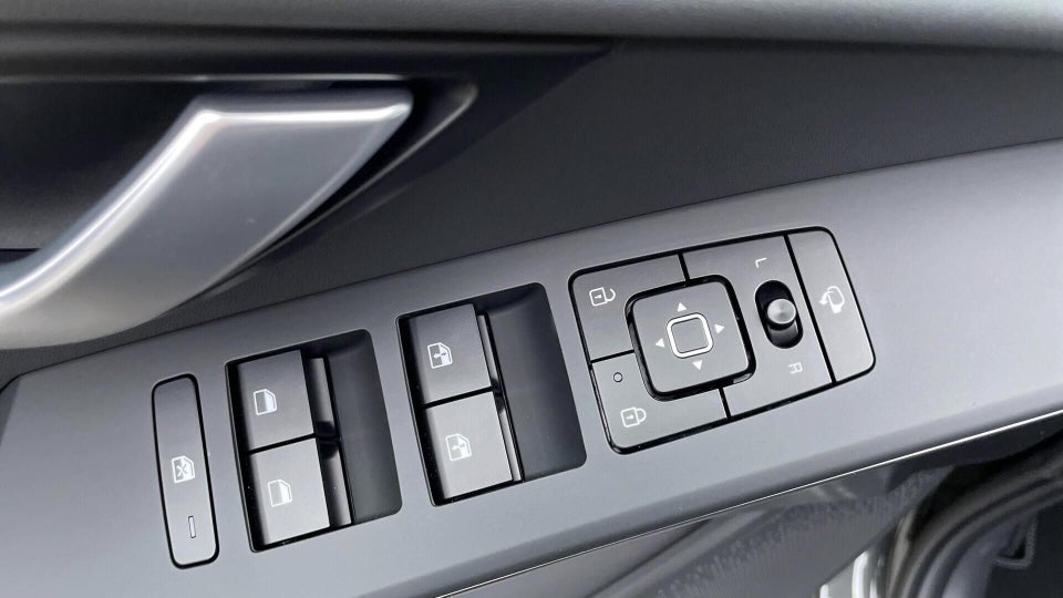 Kia Niro 64 EV Prestige 5d