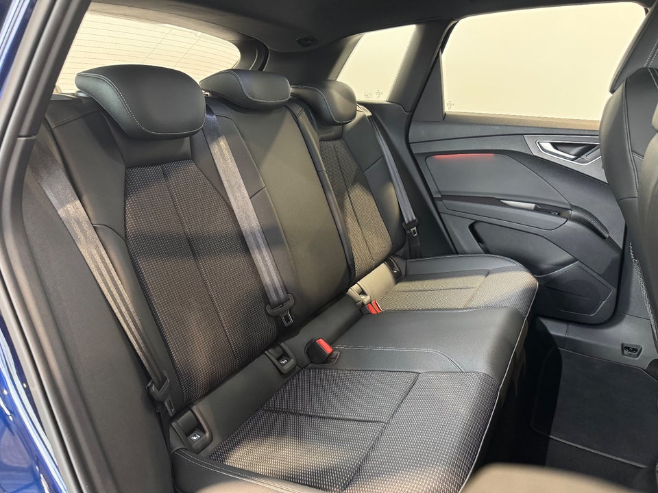 Audi Q4 e-tron 45 S-line 5d
