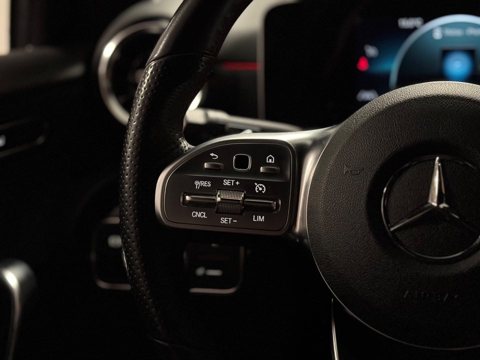 Mercedes A220 d 2,0 AMG Line aut. 5d