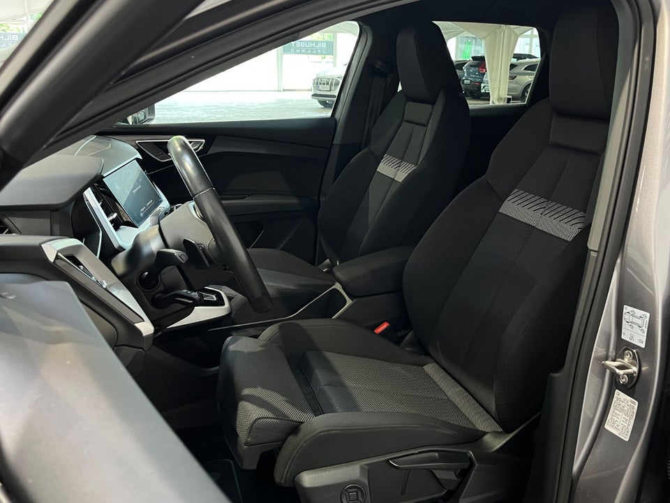 Audi Q4 e-tron 45 Attitude quattro 5d