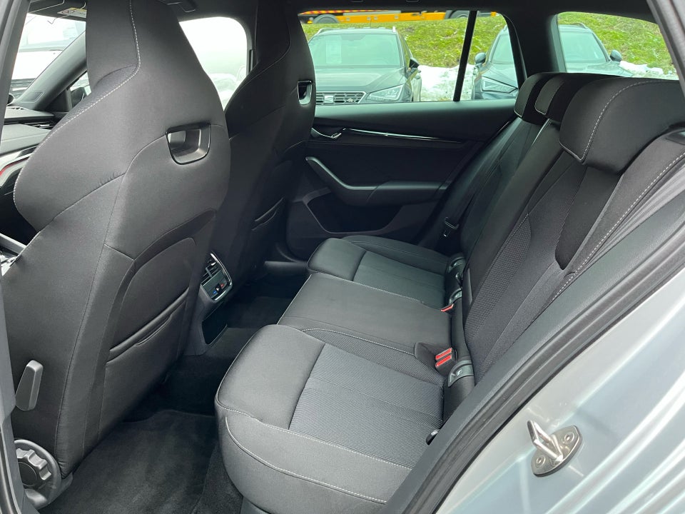 Skoda Octavia 1,4 TSi iV Sportline Combi DSG 5d