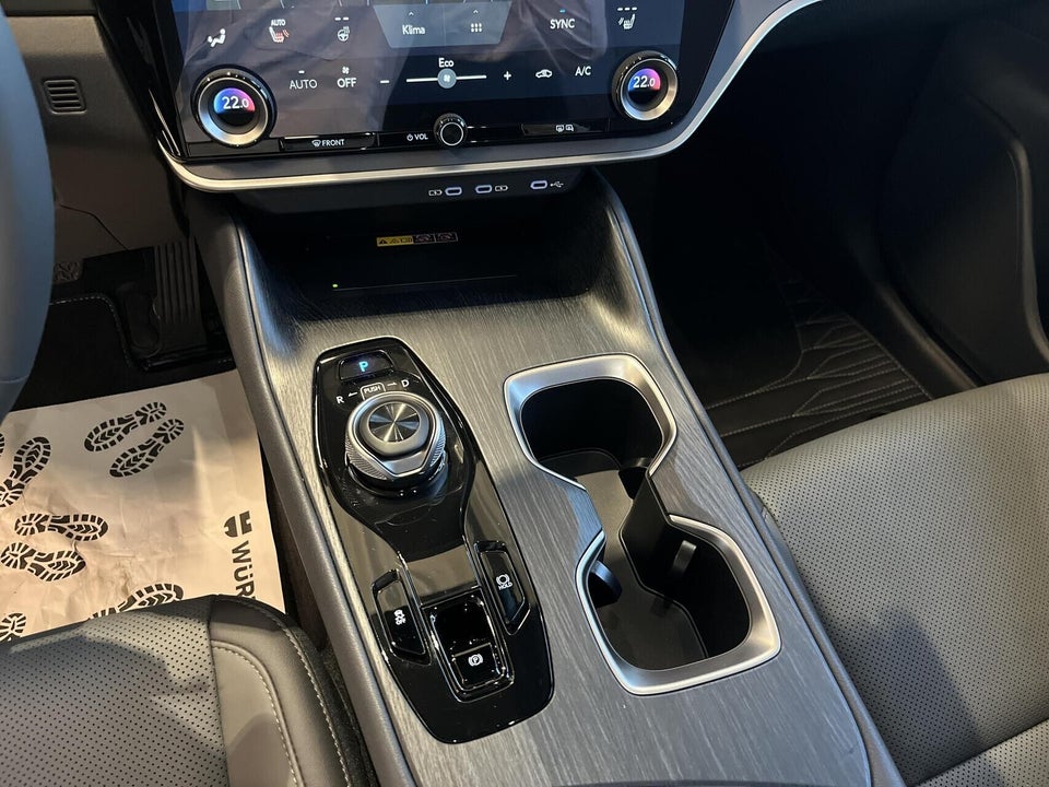 Lexus RZ300e Executive 5d