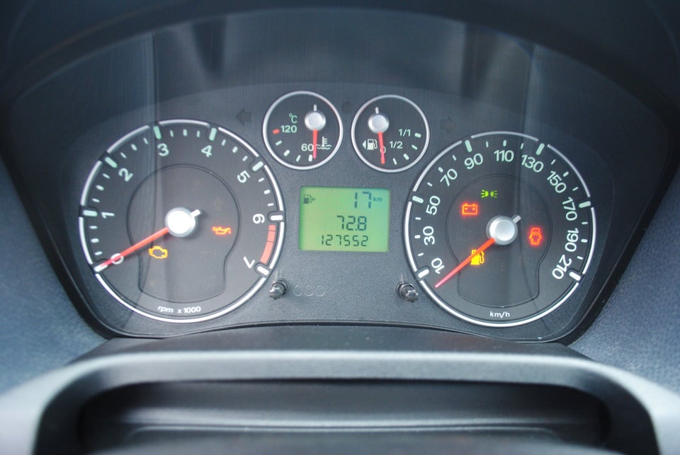 Ford Fiesta 1,3 Ambiente 5d