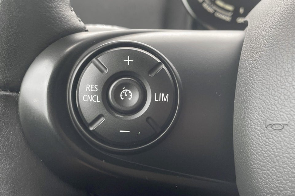 MINI Countryman Cooper SE 1,5 Essential aut. ALL4 5d