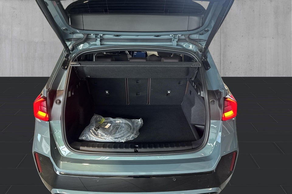 BMW iX1 eDrive20 M-Sport 5d