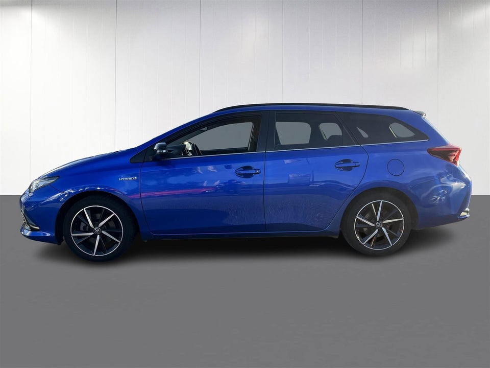 Toyota Auris 1,8 Hybrid Prestige Touring Sports CVT 5d