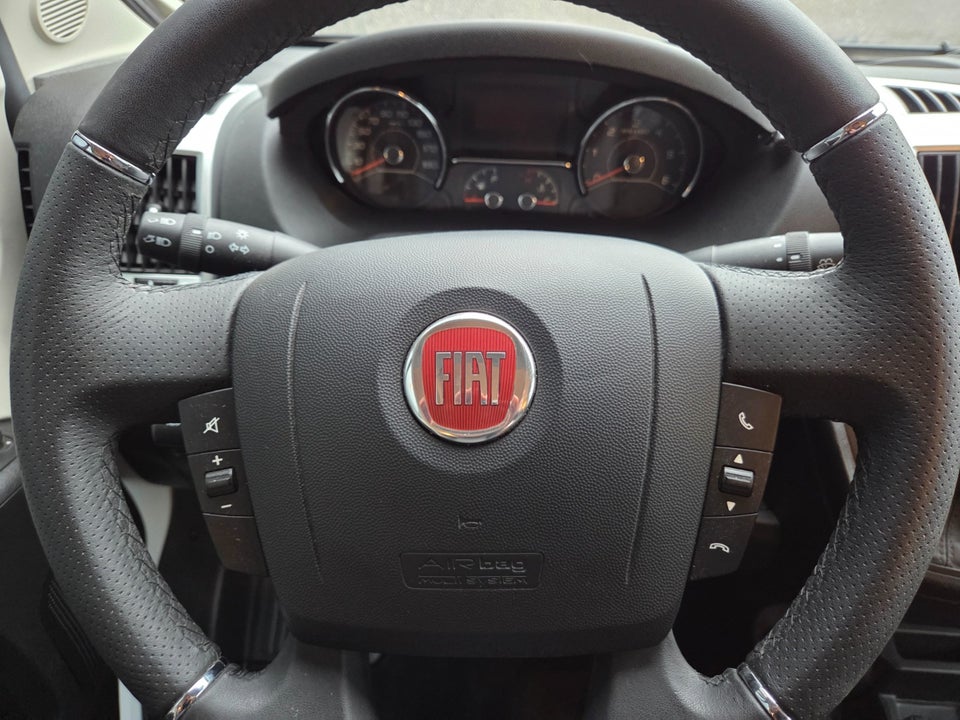 Sunlight V66 2,2 JTD 140 aut. 3d