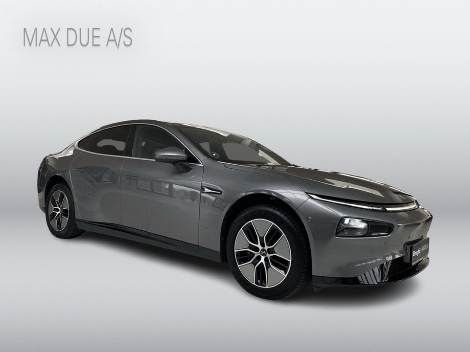 Xpeng P7 Long Range 4d