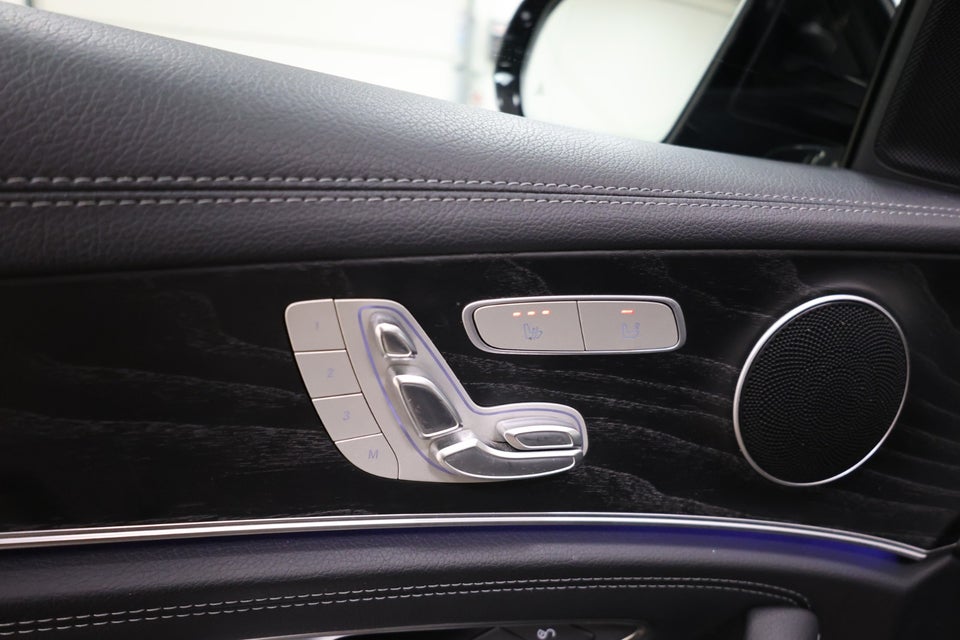 Mercedes E300 de 2,0 AMG Line aut. 4d