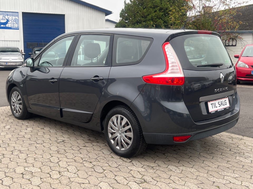 Renault Grand Scenic III 1,5 dCi 110 Expression 7prs 5d