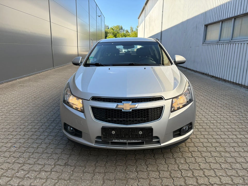 Chevrolet Cruze 1,8 LT 5d