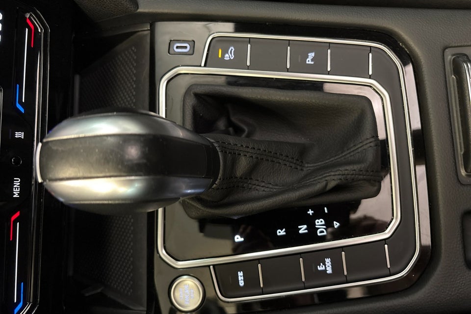VW Passat 1,4 GTE DSG 4d