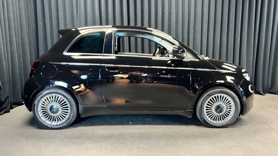 Fiat 500e 42 Icon 3d