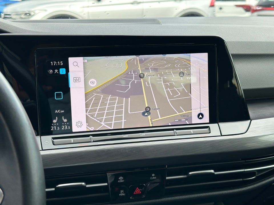 VW Golf VIII 1,5 eTSi 150 Style DSG 5d