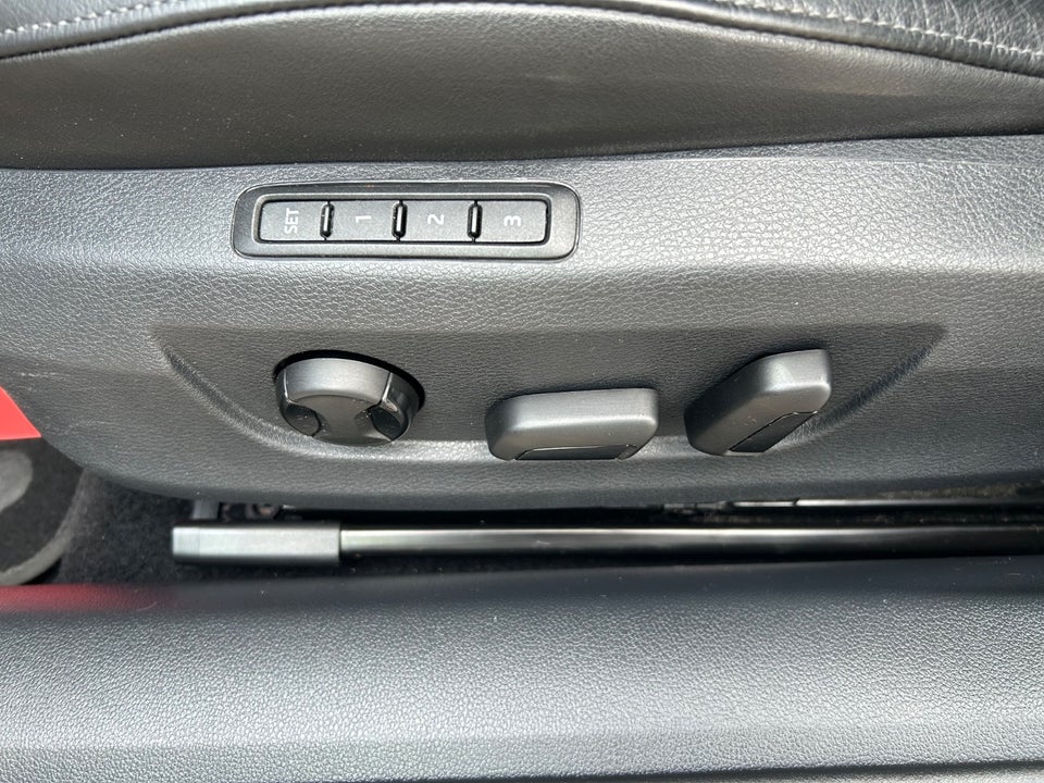 Skoda Superb 1,4 TSi 150 Style Combi DSG 5d