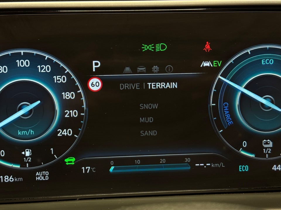 Hyundai Tucson 1,6 PHEV Essential aut. 4WD 5d