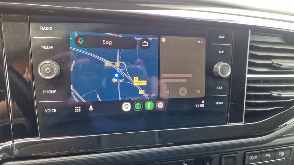 VW Transporter 2,0 TDi 150 Kassevogn DSG lang