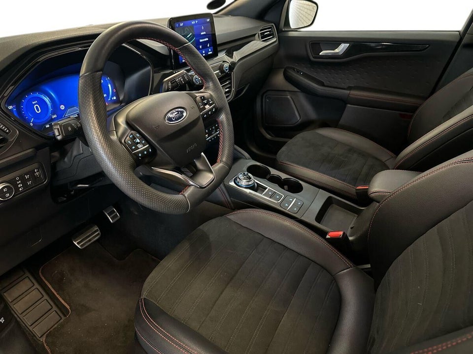 Ford Kuga 2,5 PHEV ST-Line X CVT 5d