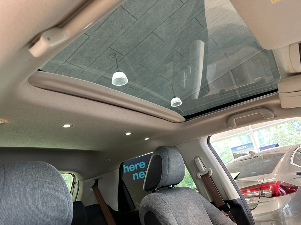 Honda e Advance 5d