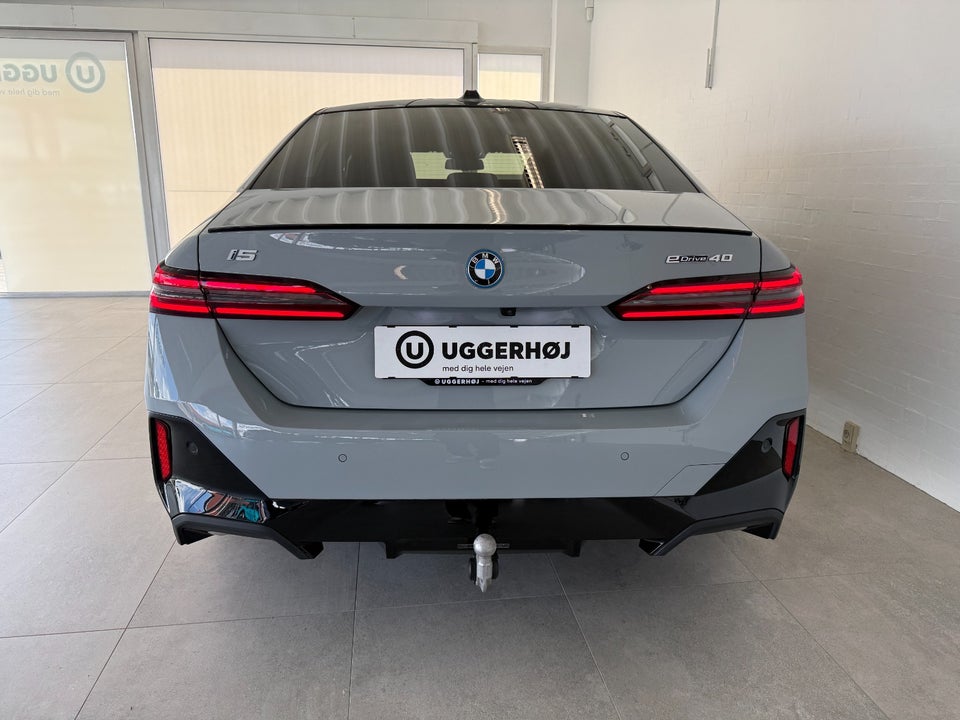 BMW i5 eDrive40 M-Sport Pro 4d