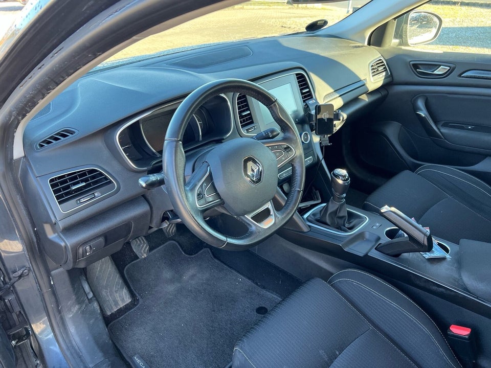 Renault Megane IV 1,2 TCe 100 Zen 5d