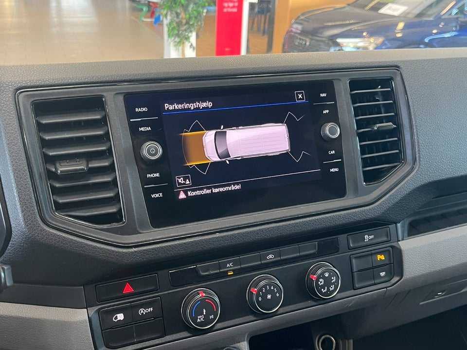 VW Crafter 35 2,0 TDi 102 Kassevogn L3H2