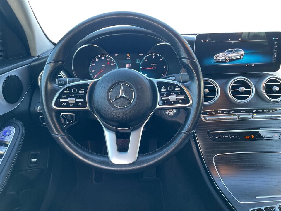 Mercedes C220 d 2,0 Progressive stc. aut. 5d