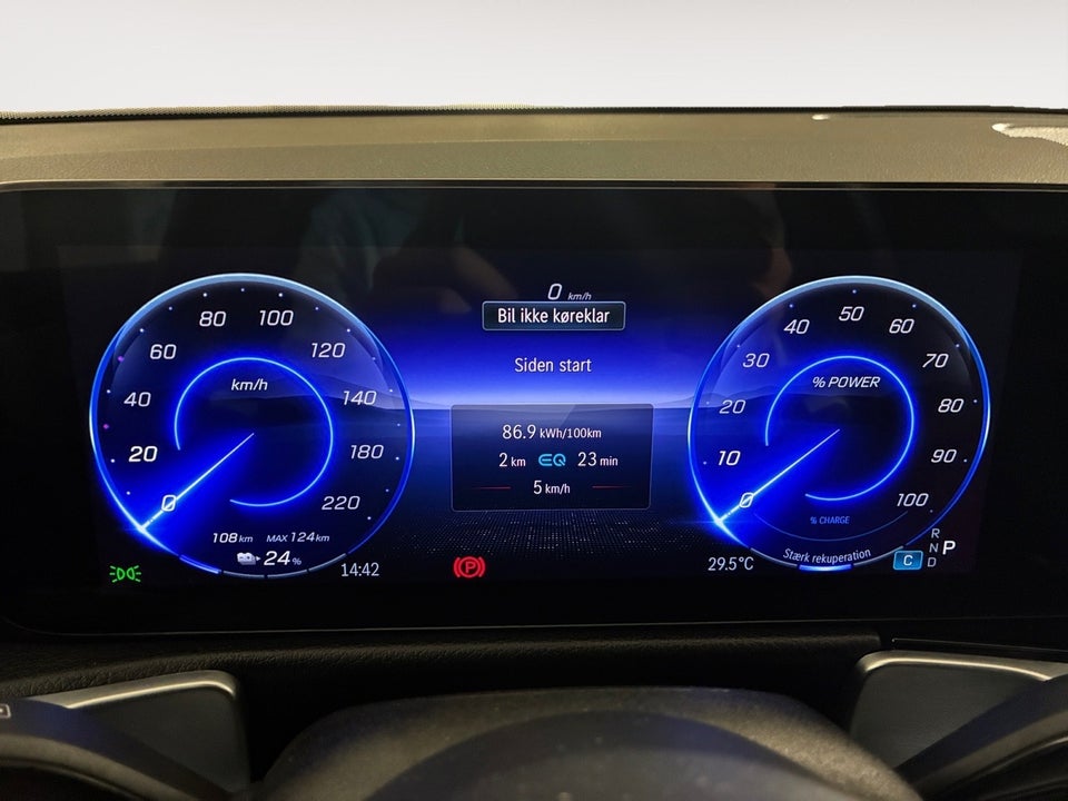 Mercedes EQB250+ AMG Line 7prs 5d