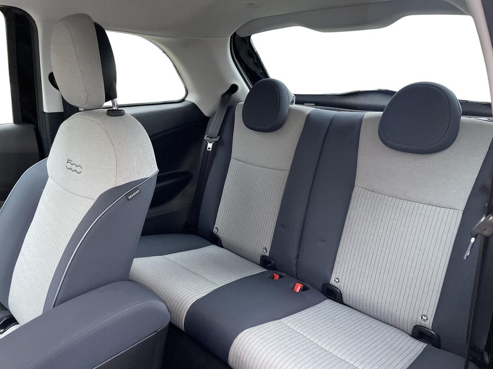 Fiat 500e 42 Icon 3d