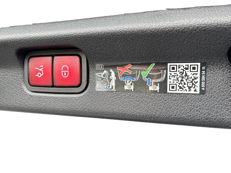 Mercedes EQE350 AMG Line 4d