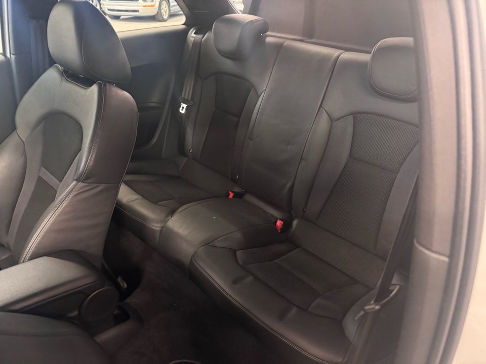 Audi A1 1,4 TFSi 185 Ambition S-line S-tr. 3d