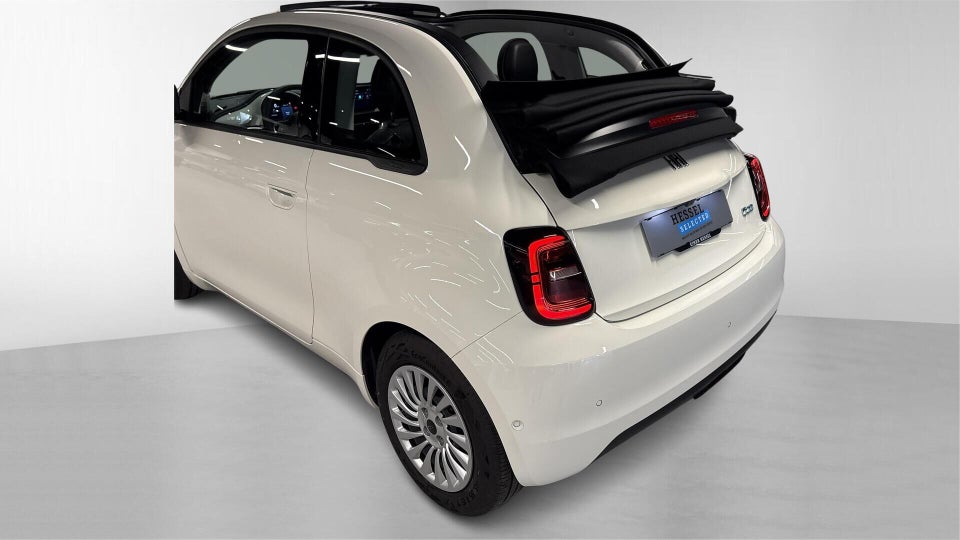 Fiat 500e 42 Icon Cabrio 2d