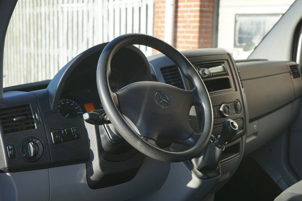 Mercedes Sprinter 316 2,2 CDi R2 Kassevogn 5d