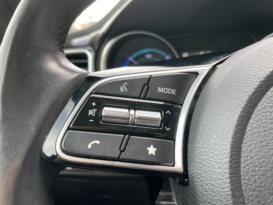 Kia Ceed 1,6 PHEV Prestige SW DCT 5d
