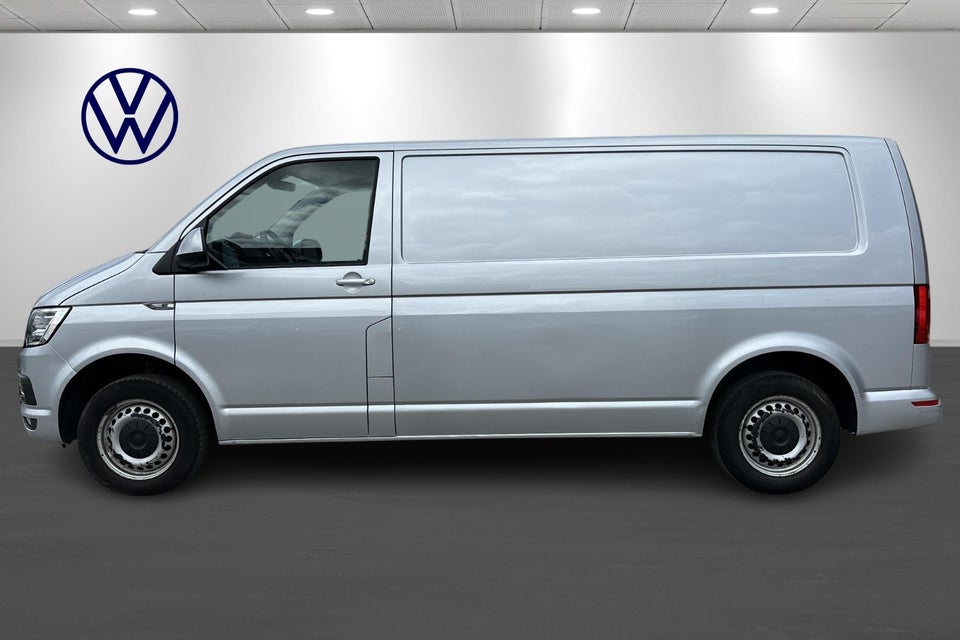 VW Transporter 2,0 TDi 150 Kassevogn DSG lang
