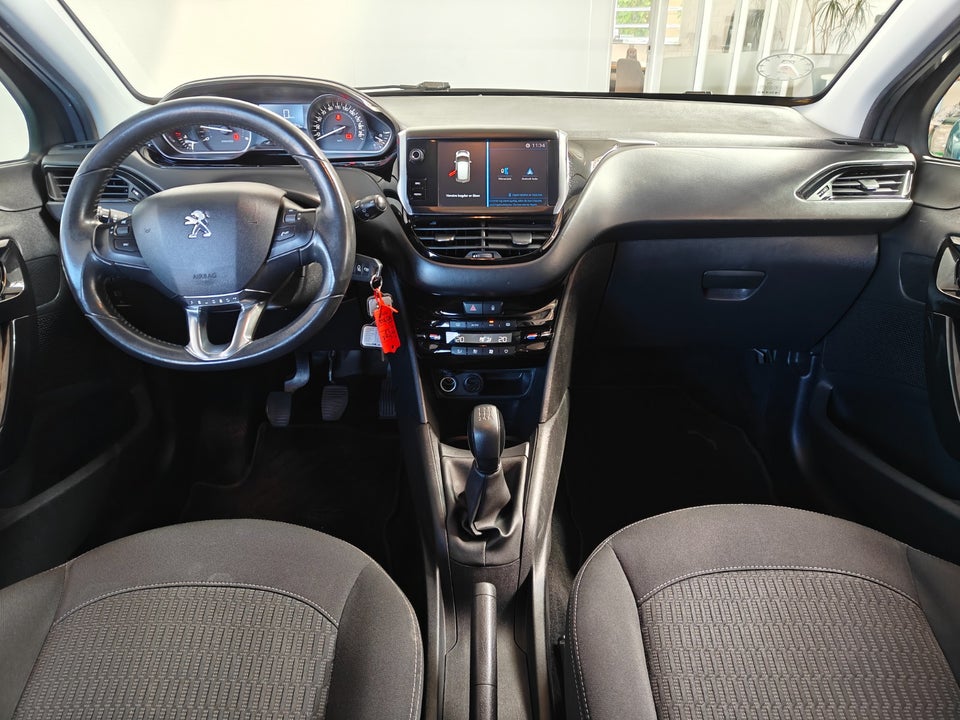 Peugeot 208 1,6 BlueHDi 100 Desire 5d
