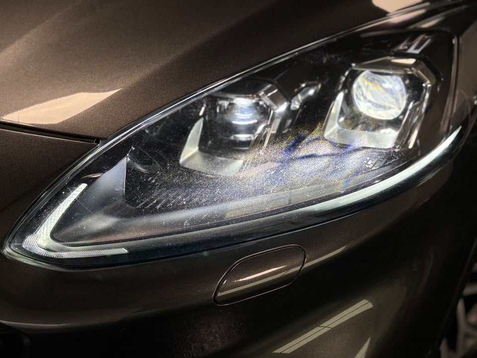 Ford Kuga 2,5 PHEV ST-Line X CVT 5d